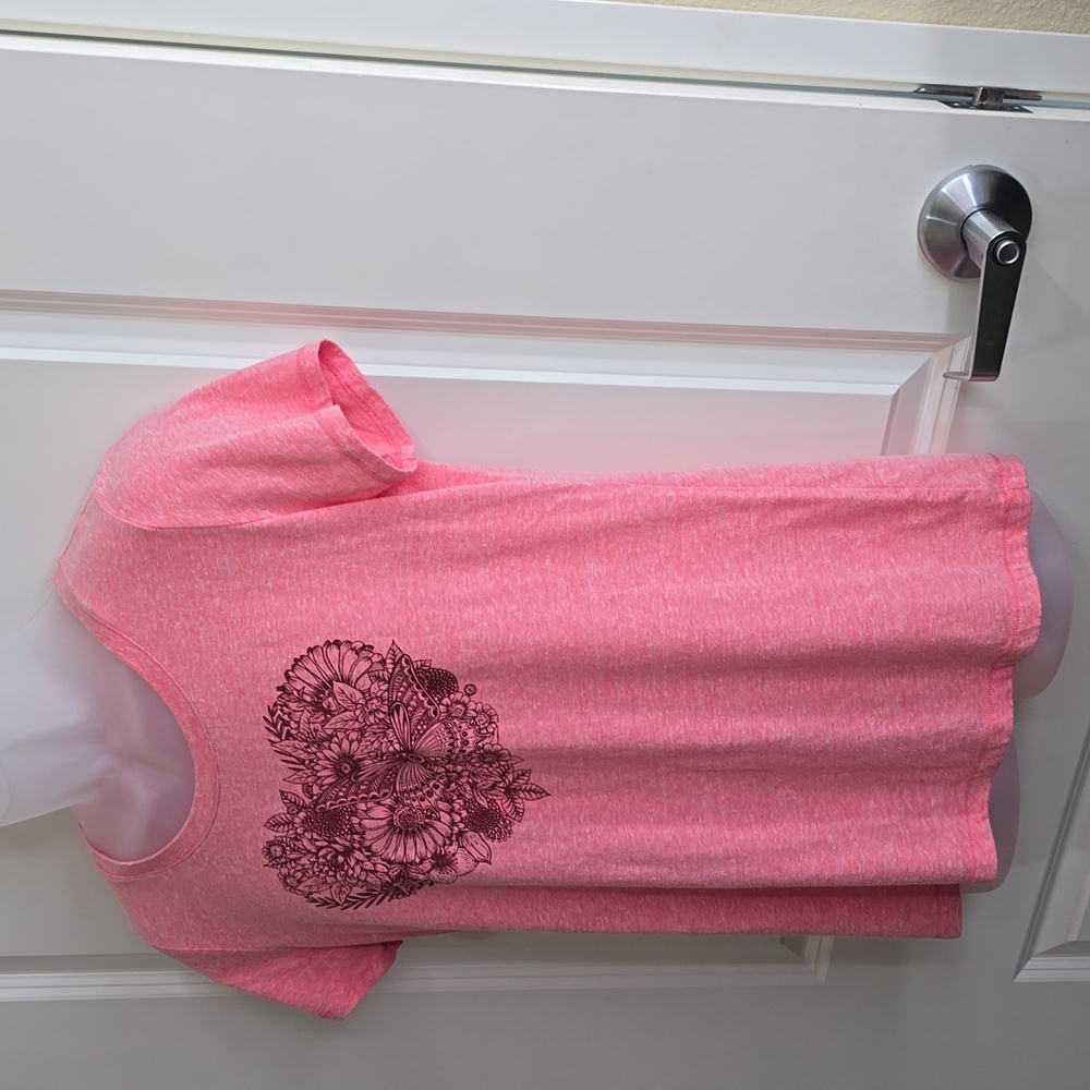 St. John's Bay Pink‎ T-shirt Size Medium - Picture 3 of 9
